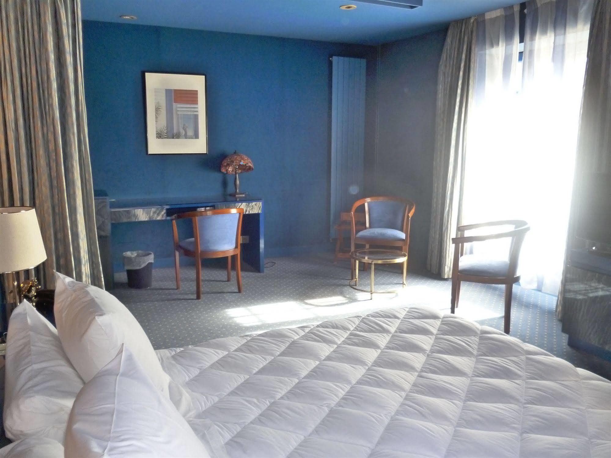Grand Hotel Du Luxembourg & Spa Bayeux Exterior photo